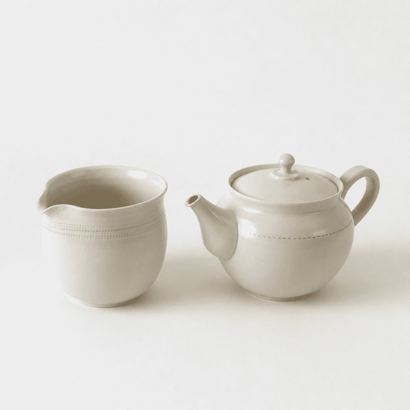 White Tokoname Teaware Set